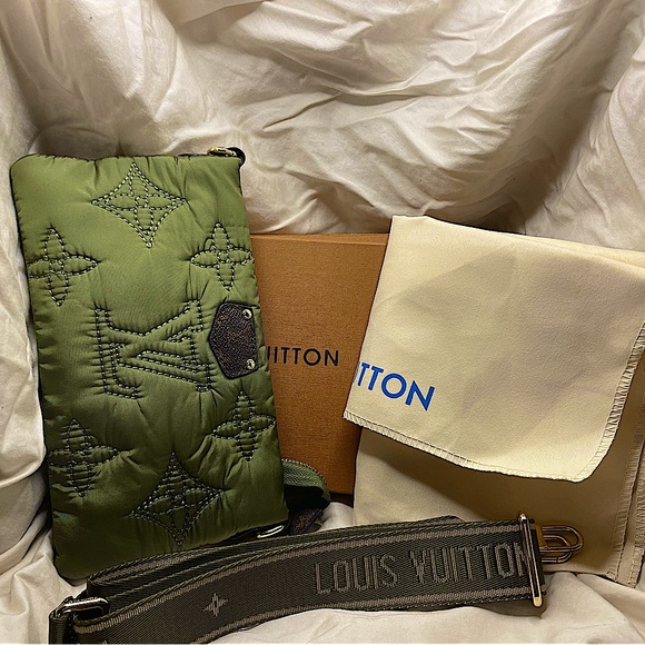 Louis Vuitton hand bag - Picture 5 of 7